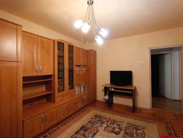 Inchiriez apartament 2 camere