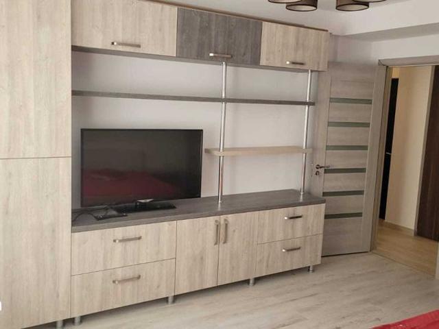 Inchiriez apartament 2 camere