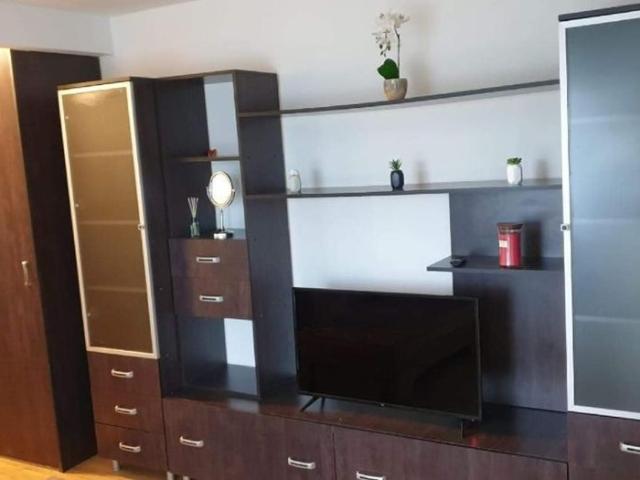 Inchiriez Apartament 2 camere
