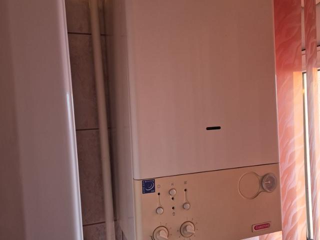 Închiriez apartament 2 camere