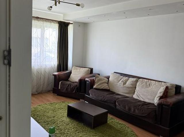 Inchiriez apartament 2 camere