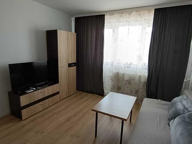 Inchiriez apartament 2 camere