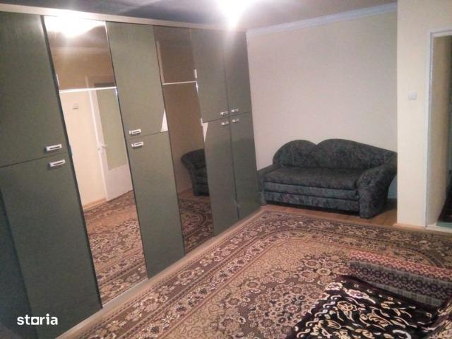 Închiriez apartament 2 camere