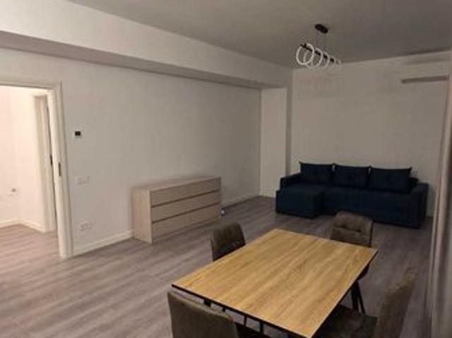 Inchiriez apartament 2 camere