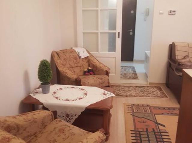 Inchiriez apartament 2 camere
