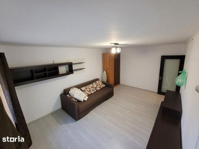 Inchiriez apartament 2 camere