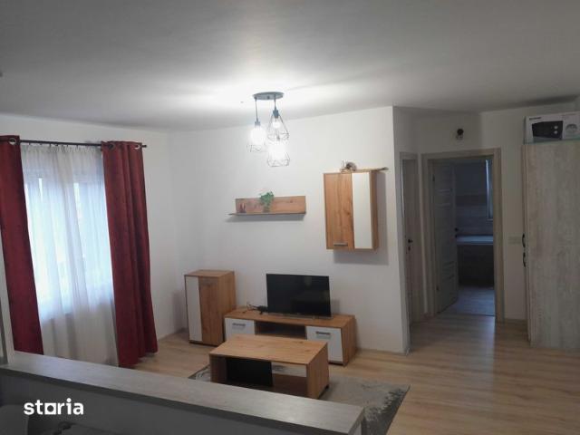 Inchiriez apartament 2 camere