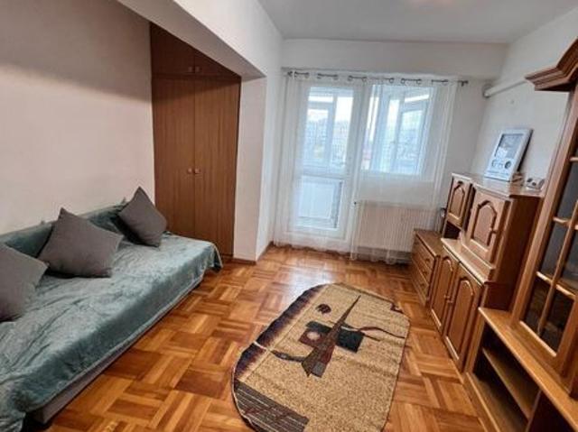 Inchiriez apartament 2 camere Tiglina 1