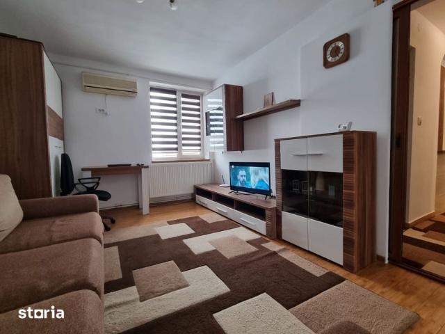 Închiriez apartament 2 camere ultracentral