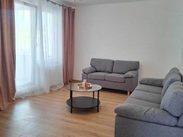 Inchiriez apartament 2 camere, zona Fortuna Tudor. Prima chirie