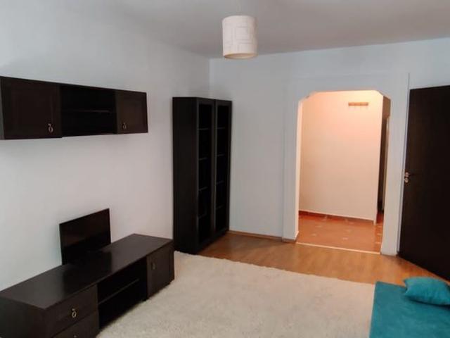 Inchiriez apartament 2 camere, zona Grivitei