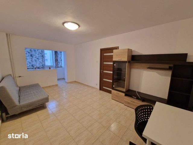 Inchiriez apartament 2 camere zona Stefan cel Mare / Parcul Circului