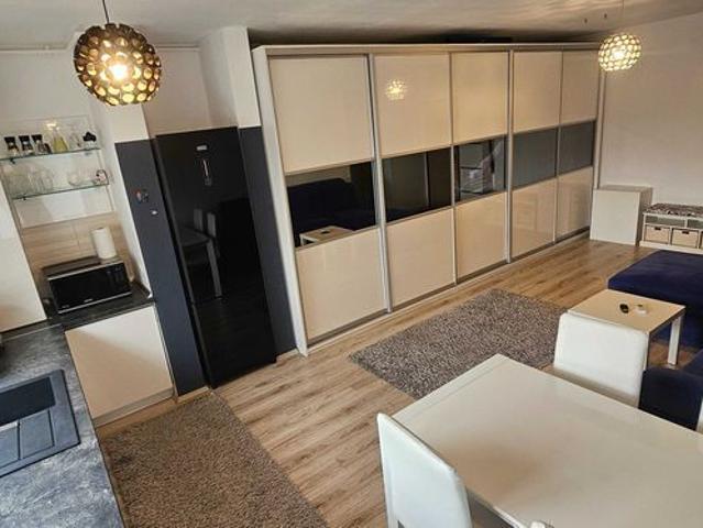 Inchiriez apartament 2 camere Baneasa Greenfield, loc de parcare