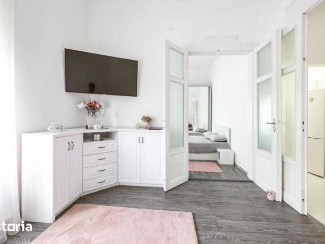 Inchiriez apartament 2 camere, bd. Magheru, Oradea