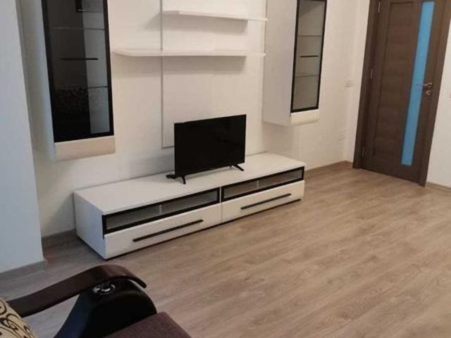 Inchiriez apartament 2 camere Brown Luxury