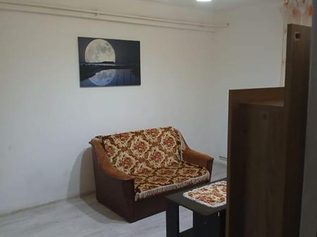 Inchiriez apartament 2 camere brazda Craiova