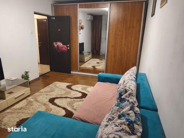 Inchiriez apartament 2 camere Compozitorilor