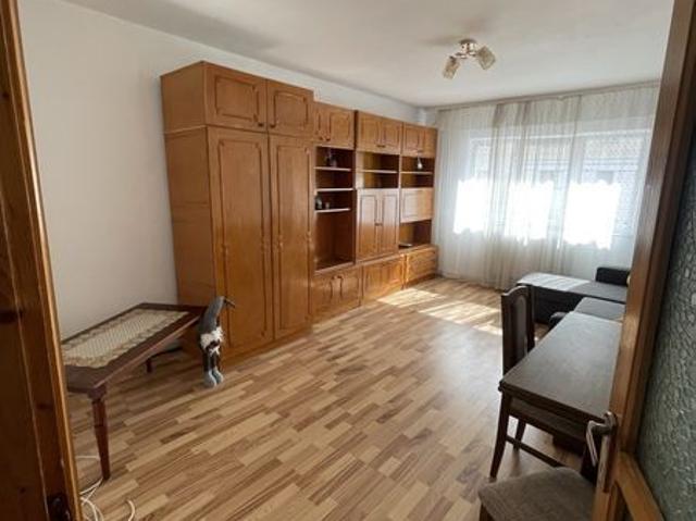 Inchiriez Apartament 2 Camere Decomandat Mobilat Utilat Falticeni