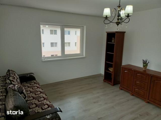 Inchiriez apartament 2 camere,decomandat, NOU, etaj3 Subcetate