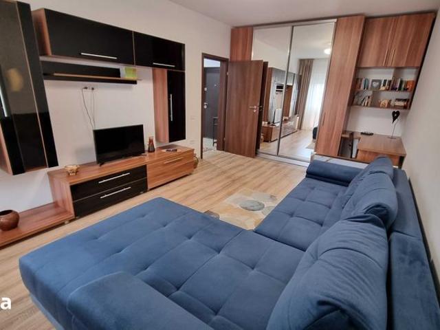 Inchiriez apartament 2 camere, decomandat, Grand Kristal Residence