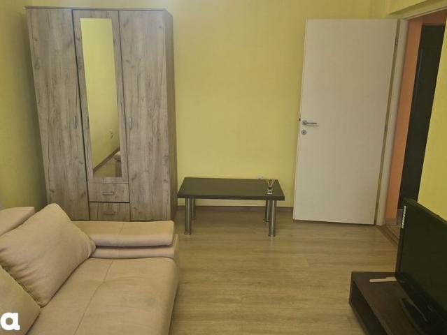 Inchiriez apartament 2 camere decomandat in Deva, Bdl Decebal Ulpia