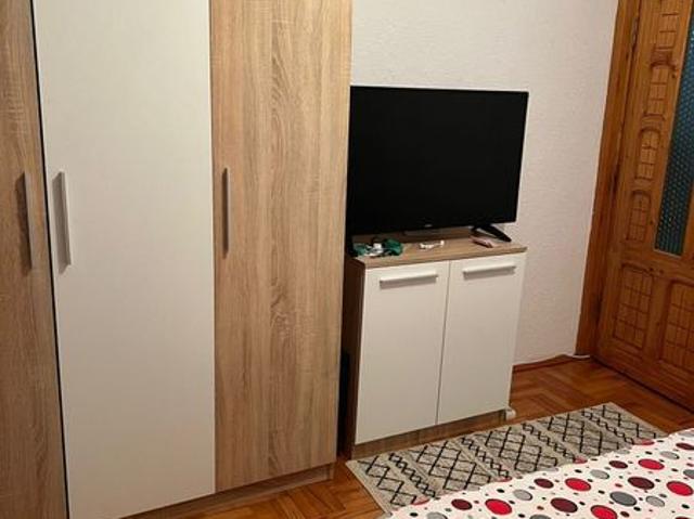 Închiriez apartament 2 camere, decomandate, Mărășești