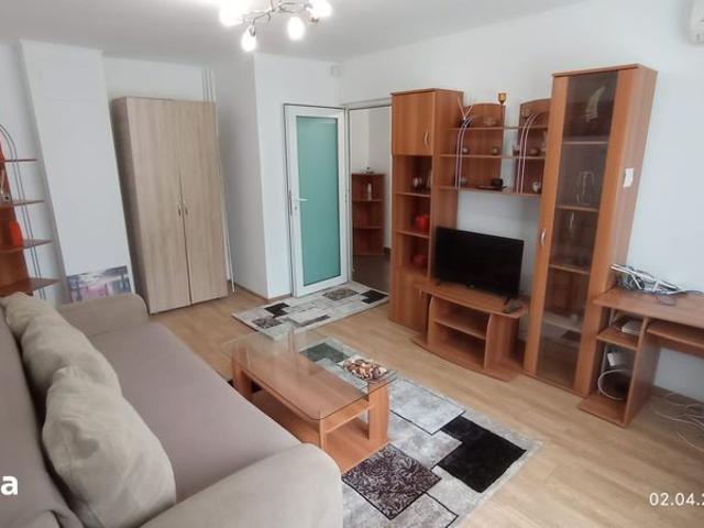 Închiriez apartament 2 camere Faleza Nord