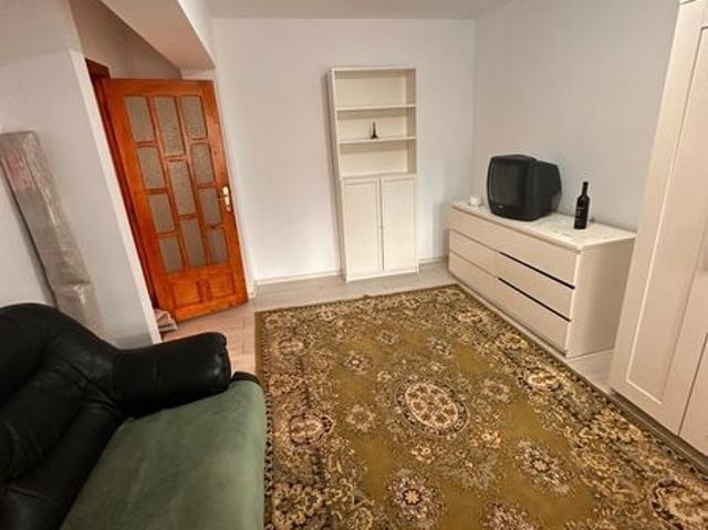 Inchiriez Apartament 2 camere Focsani centru