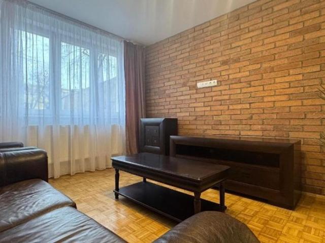 Proprietar închiriez apartament 2 camere, Horea, Central, factură cu TVA inclus