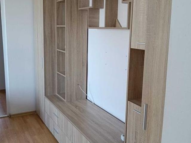 Inchiriez apartament 2 camere in Terezian