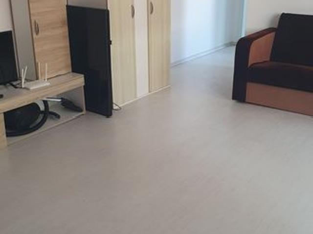 Închiriez apartament 2 camere în vila noua 7 apart 2 etaje