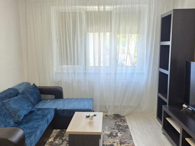 Inchiriez apartament 2 camere in Deva, zona ultracentrala La Cal, et 1