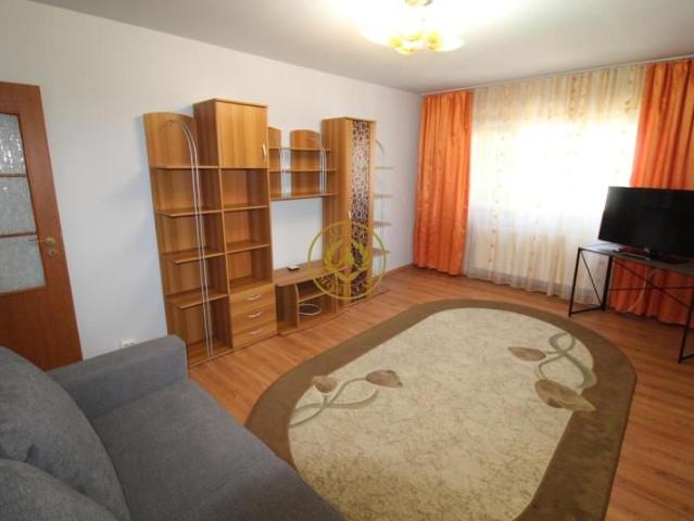 Inchiriez apartament 2 camere in Hunedoara, zona Micro5 Dornica, etaj 2.