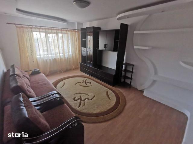 Închiriez apartament 2 camere, langa Spitalul 700