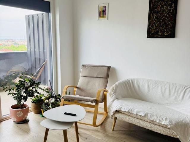Închiriez apartament 2 camere + loc parcare, Adora Park