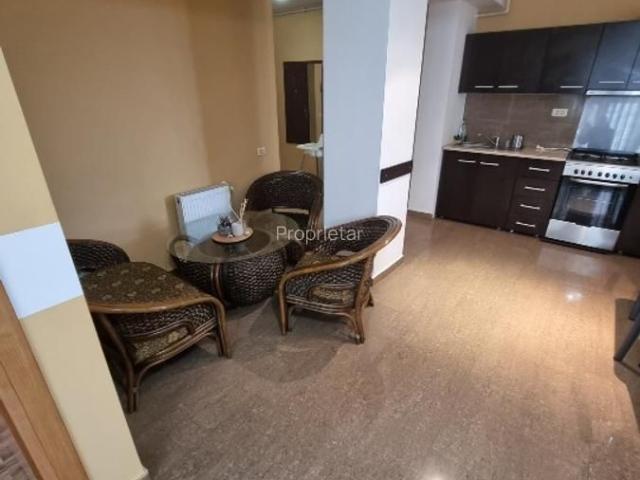 Inchiriez apartament 2 camere, Mamaia zona Summerland