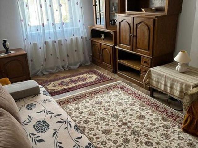 inchiriez apartament 2 camere, mobilat, str. Memorandului