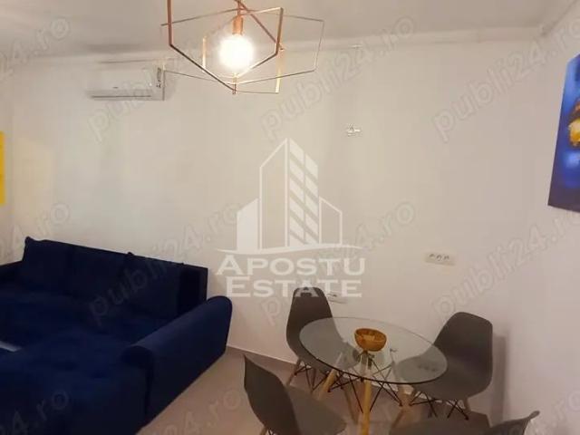 Inchiriez Apartament 2 camere NOU LUX, Adora Park cu gradina