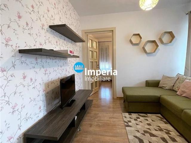 Inchiriez apartament 2 camere, open space, Complex Roua Residence