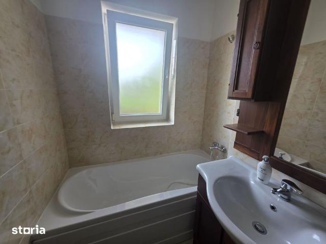 Inchiriez apartament 2 camere pet friendly Sanpetru Subcetate