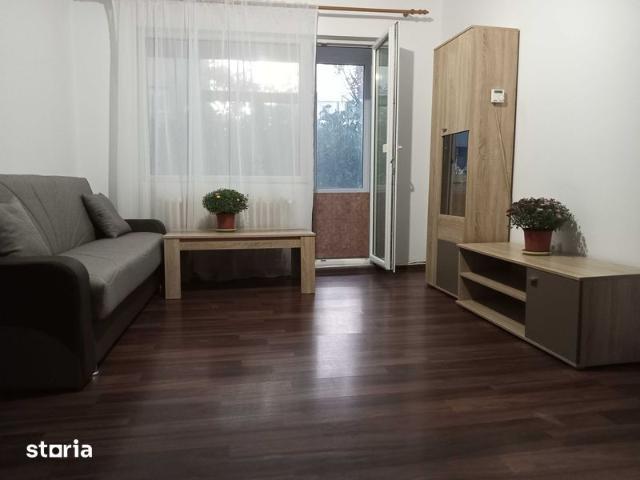Inchiriez apartament 2 camere Podu Ros