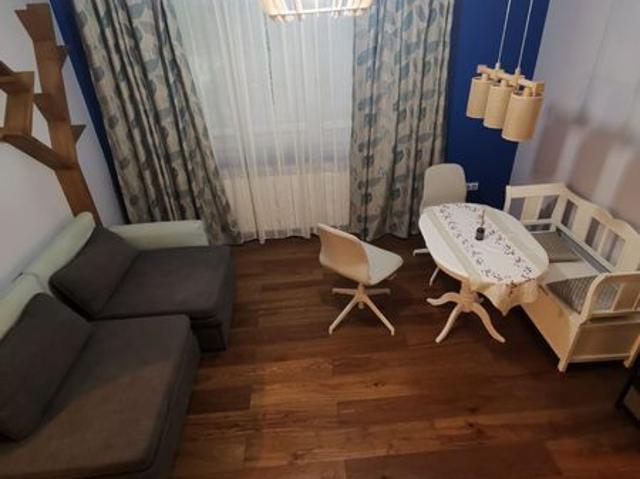 Inchiriez apartament 2 camere semidecomadat aleea baita gheorgheni