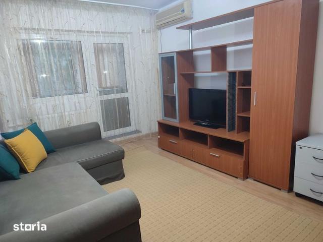 Inchiriez apartament 2 camere si loc de parcare, Crangasi