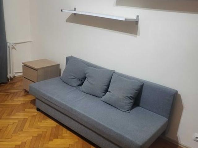 inchiriez apartament 2 camere Spitalul Judetean / Soarelui