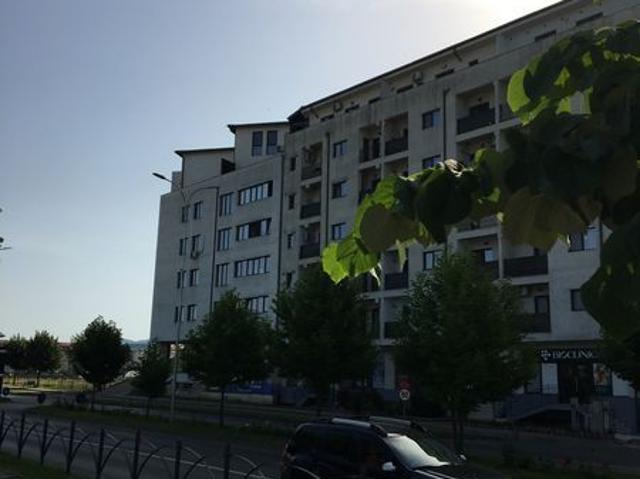 Inchiriez apartament 2 cam+living in regim hotelier, dem radulescu.r