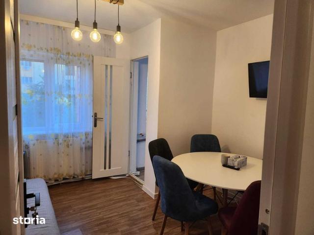 Inchiriez apartament 2 dormitoare, decomandat, zona G.Enescu
