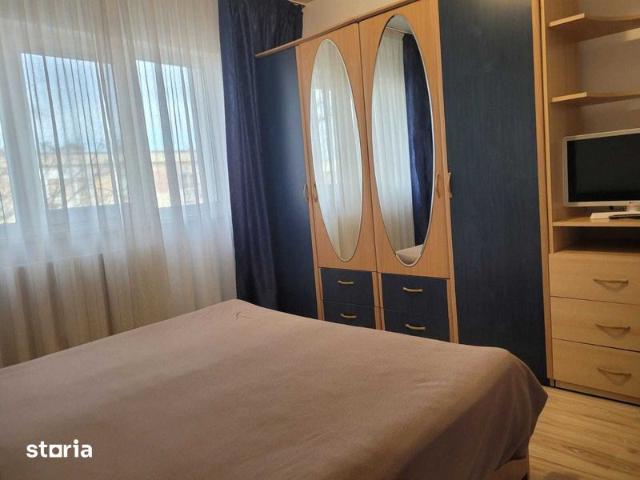 Inchiriez apartament 3 camere