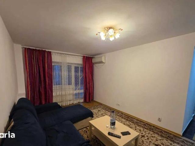 Inchiriez apartament 3 camere