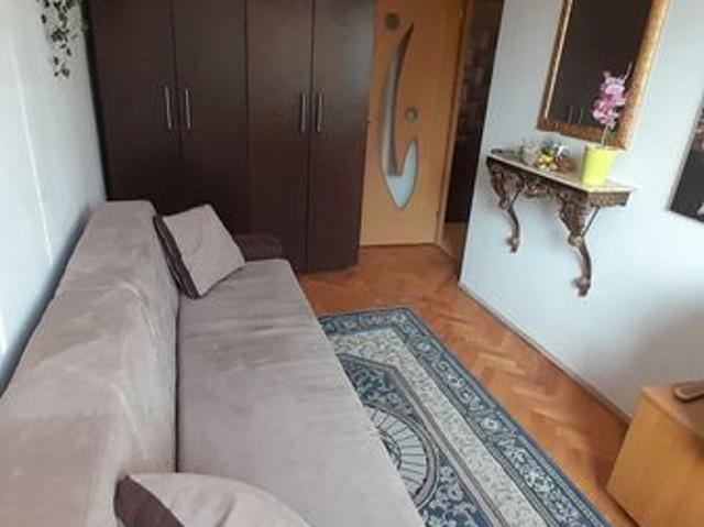 Inchiriez apartament 3 camere