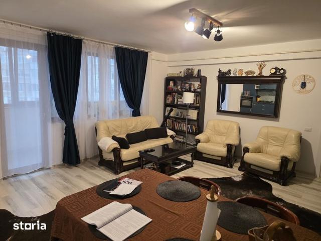 Inchiriez apartament 3 camere